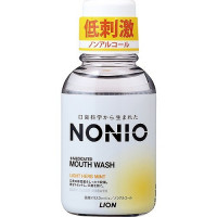 LION Ежедневный зубной ополаскиватель "Nonio" с длительной защитой от неприятного запаха (без спирта, легкий аромат трав и мяты) 1000 мл