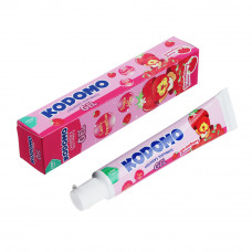 LION Thailand Kodomo паста зубная для детей с 6 месяцев с ароматом клубники, 40 г