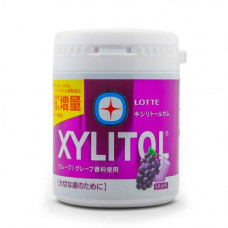 Резинка жевательная Xylitol Gum Grape Bottle сочный виноград, Lotte, 143г