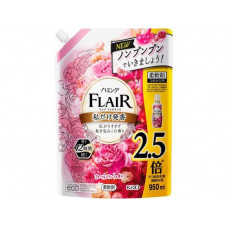 KAO Flair Fragrance Floral Sweet Кондиционер-смягчитель для белья, со сладким цветочно-фруктовым ароматом, мягкая упаковка с крышкой, 950мл.